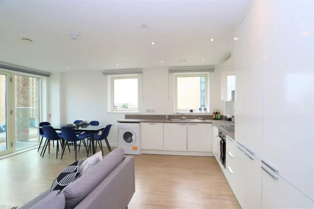3 bedroom apartment for rent