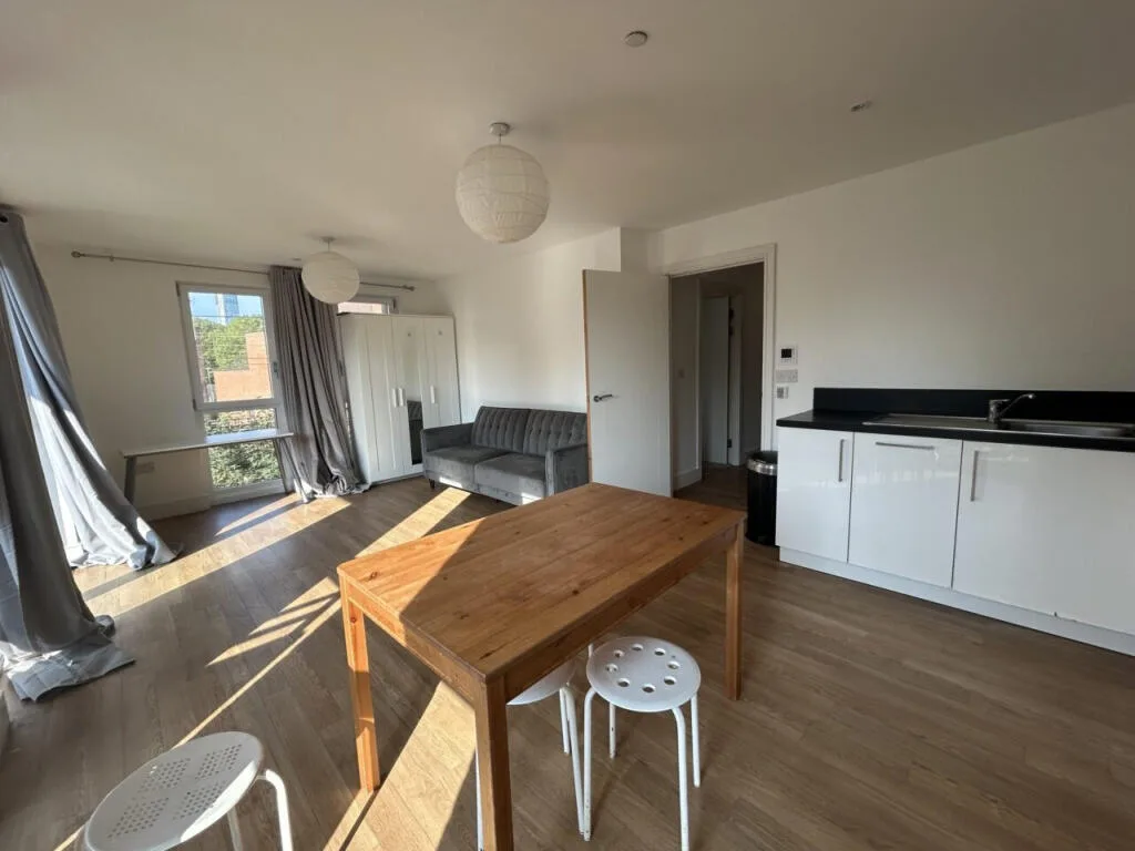 3 bedroom apartment for rent