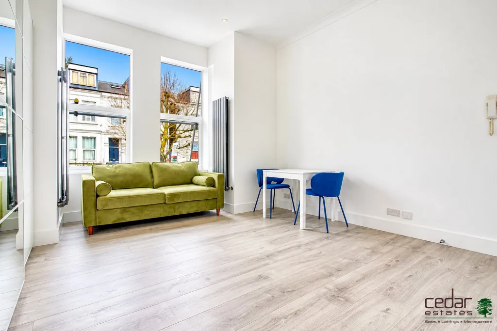 Studio flat for rent