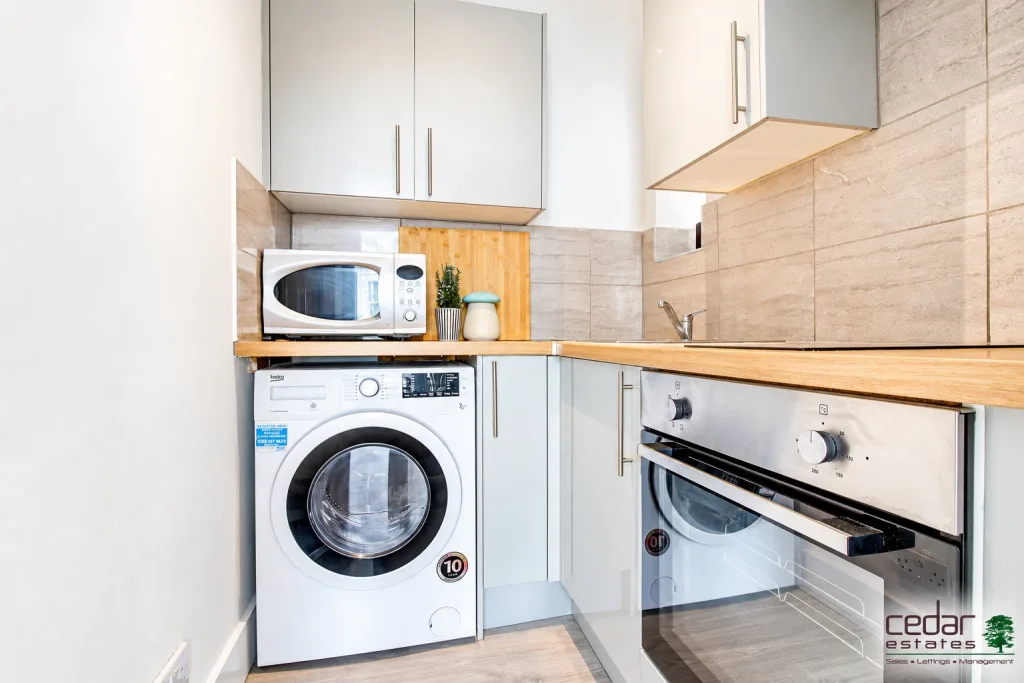 Studio flat for rent