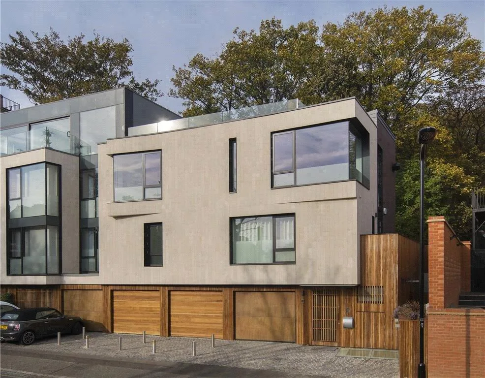 3 bedroom detached house for rent