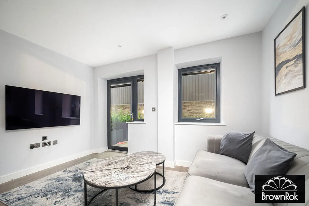 3 bedroom apartment for rent