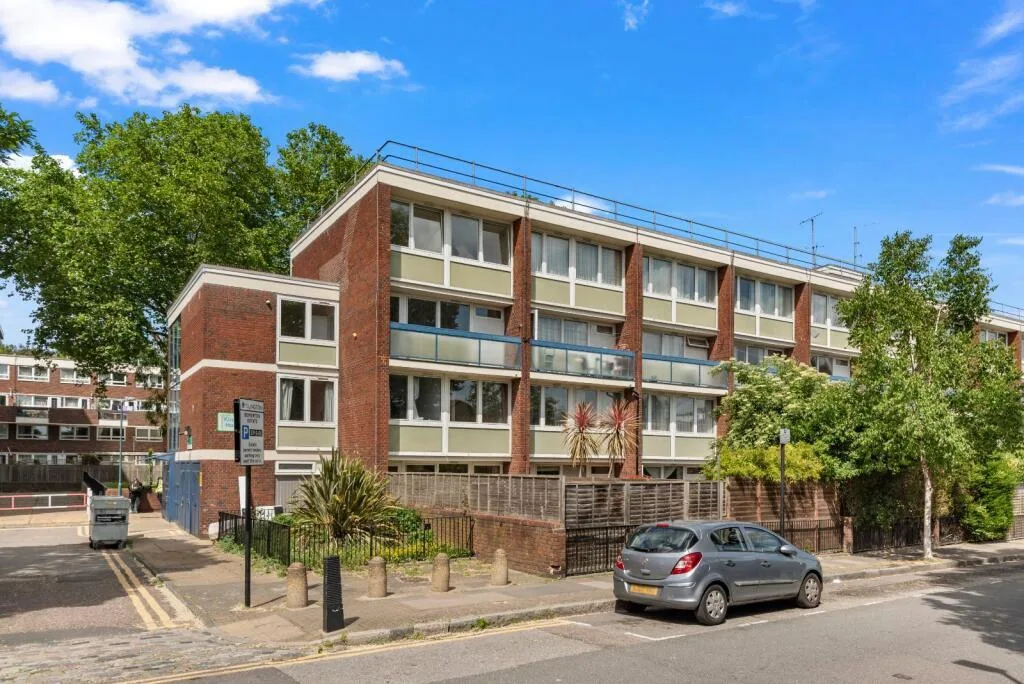 4 bedroom flat for rent