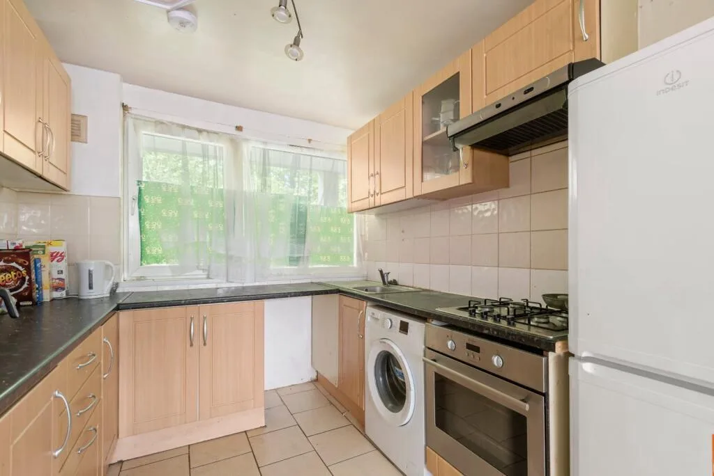 4 bedroom flat for rent
