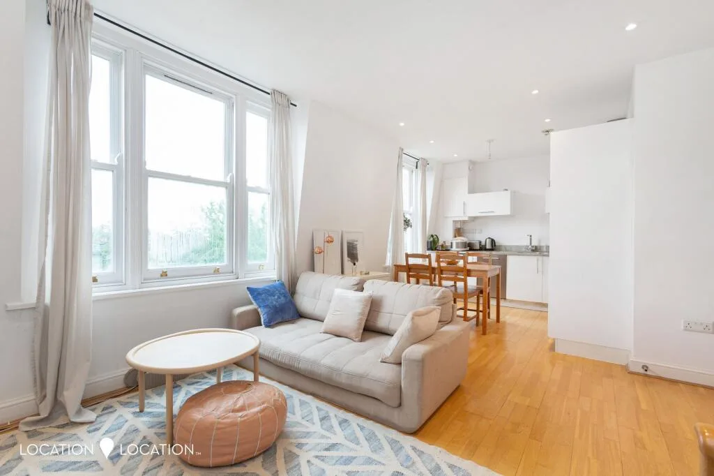 2 bedroom flat for rent