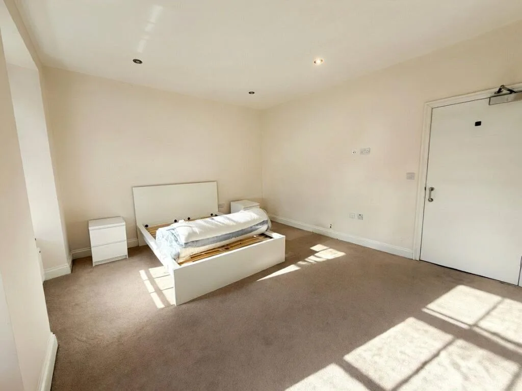 2 bedroom duplex for rent
