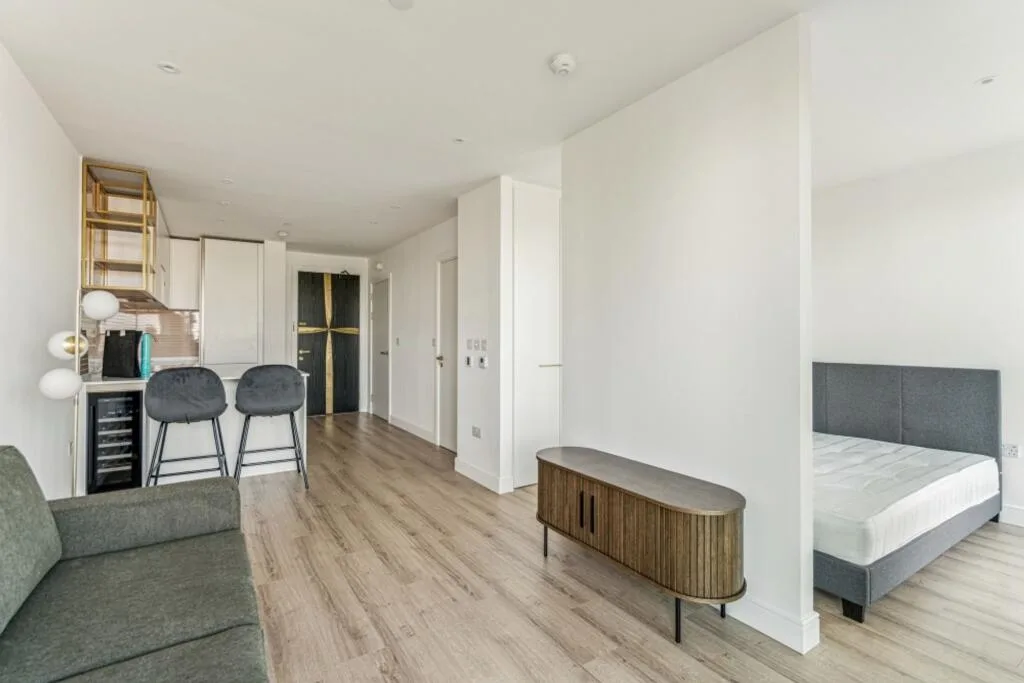Studio apartment for rent