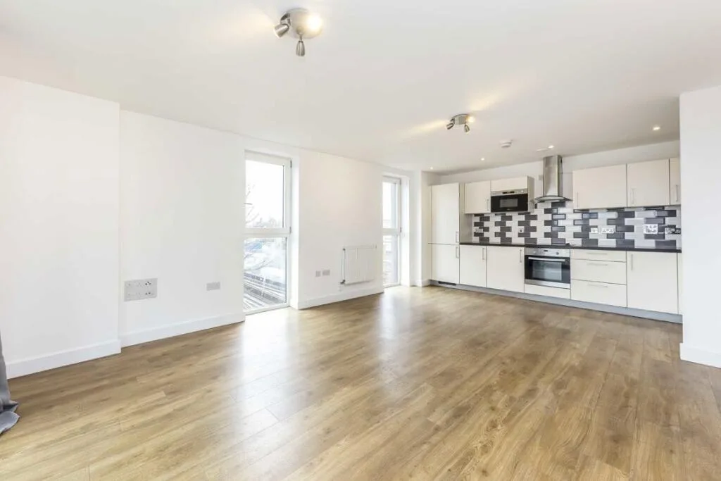 3 bedroom flat for rent