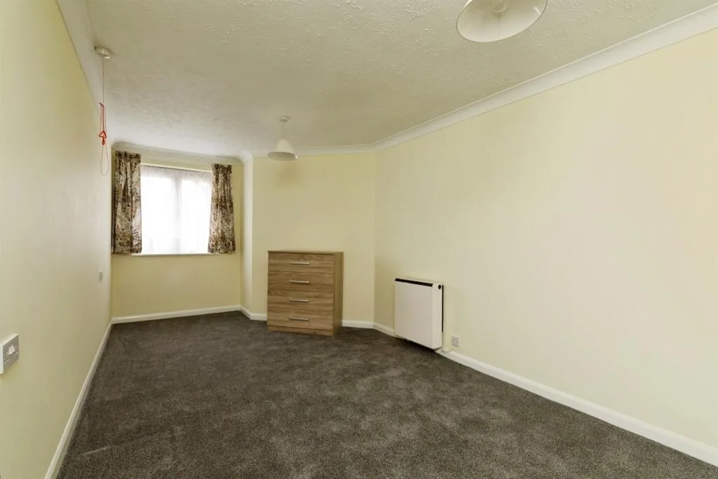 1 bedroom retirement property for rent