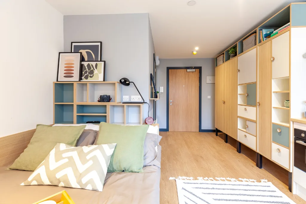 Studio flat for rent