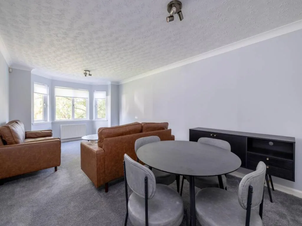 2 bedroom flat for rent
