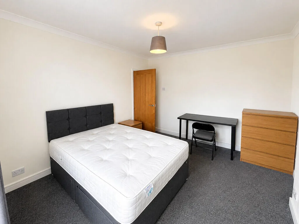 4 bedroom terraced house for rent