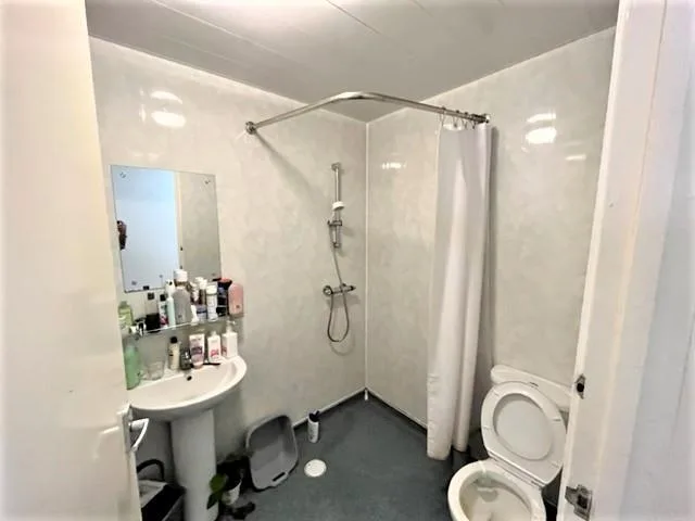 4 bedroom flat for rent