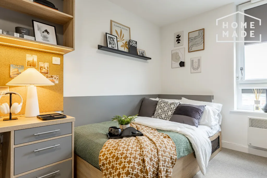 Studio flat for rent