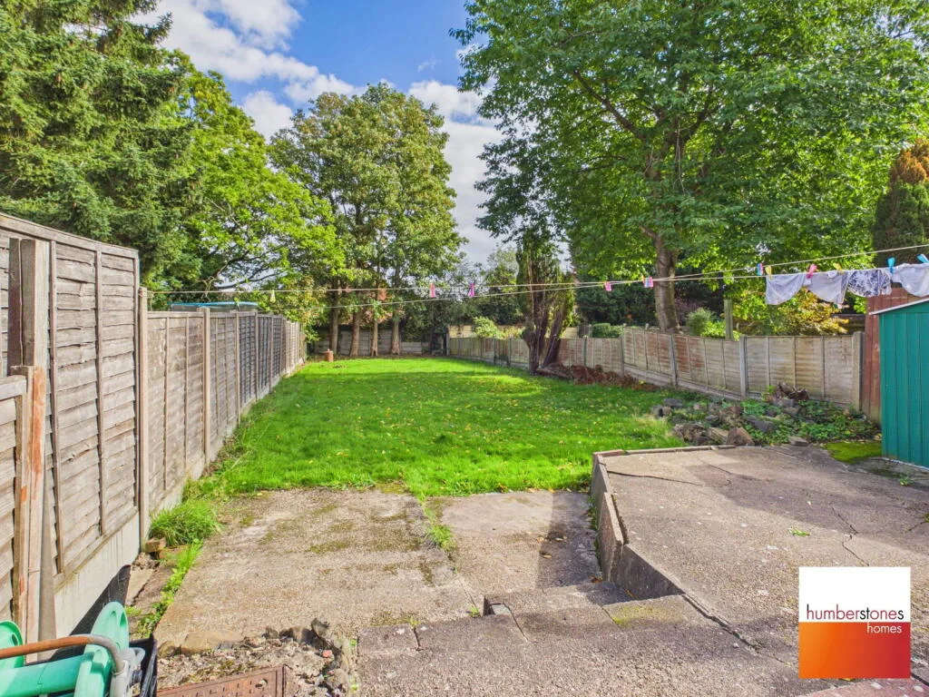 3 bedroom semi-detached house for rent