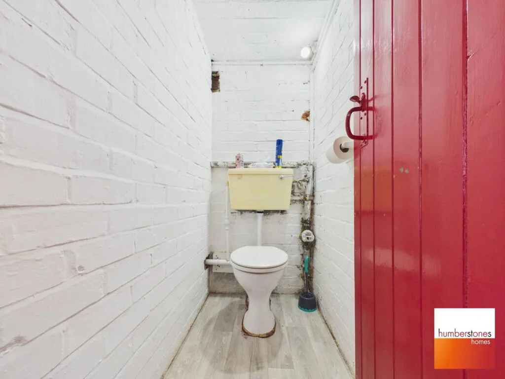 3 bedroom semi-detached house for rent