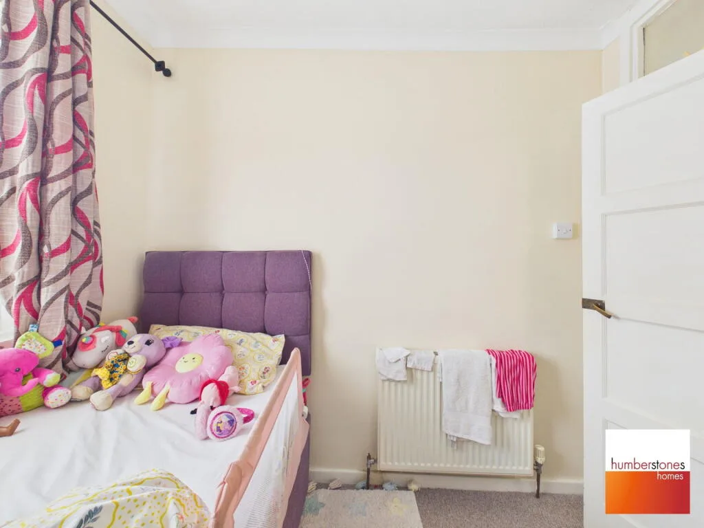 3 bedroom semi-detached house for rent
