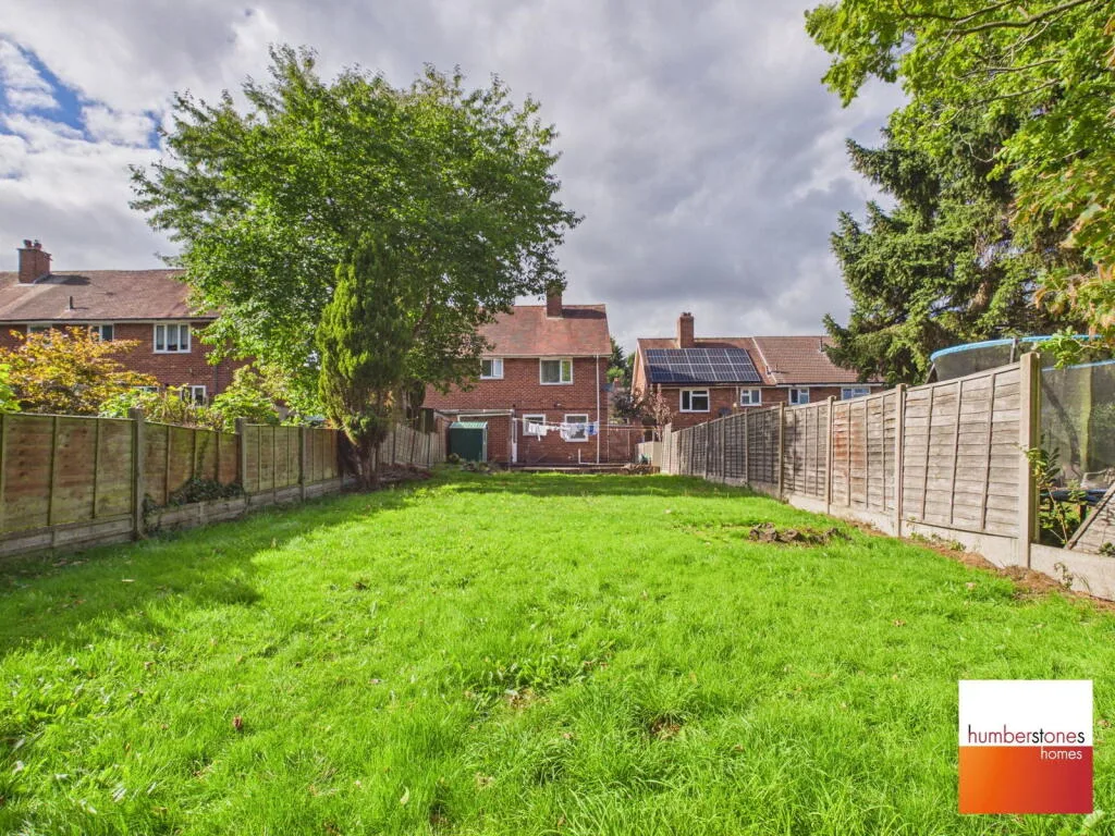 3 bedroom semi-detached house for rent