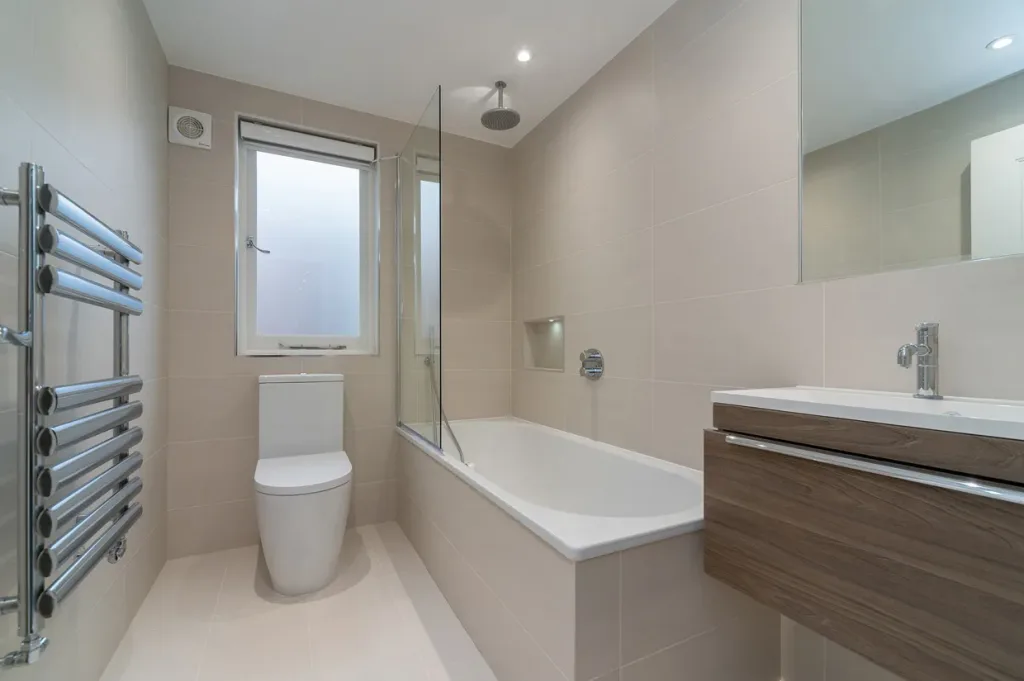 3 bedroom flat for rent