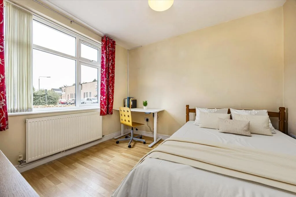 1 bedroom semi-detached house for rent