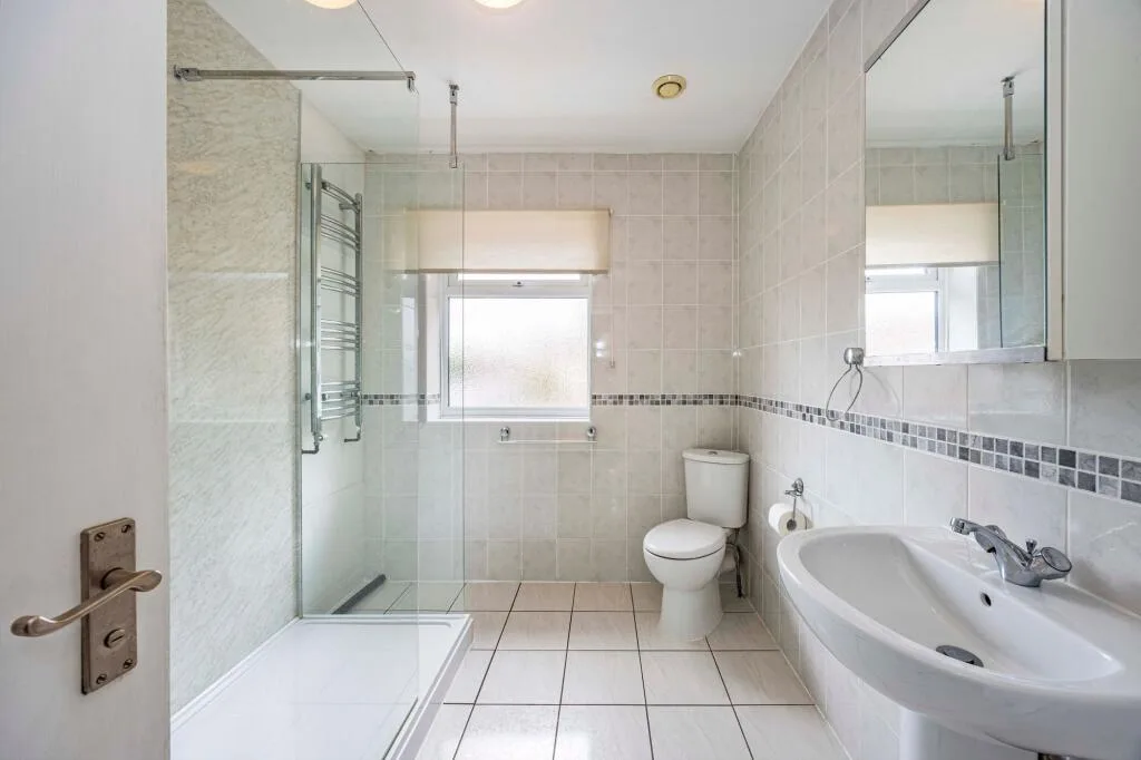 1 bedroom semi-detached house for rent