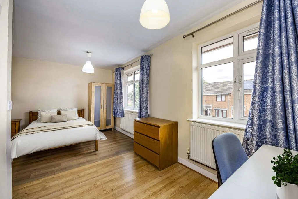 1 bedroom semi-detached house for rent
