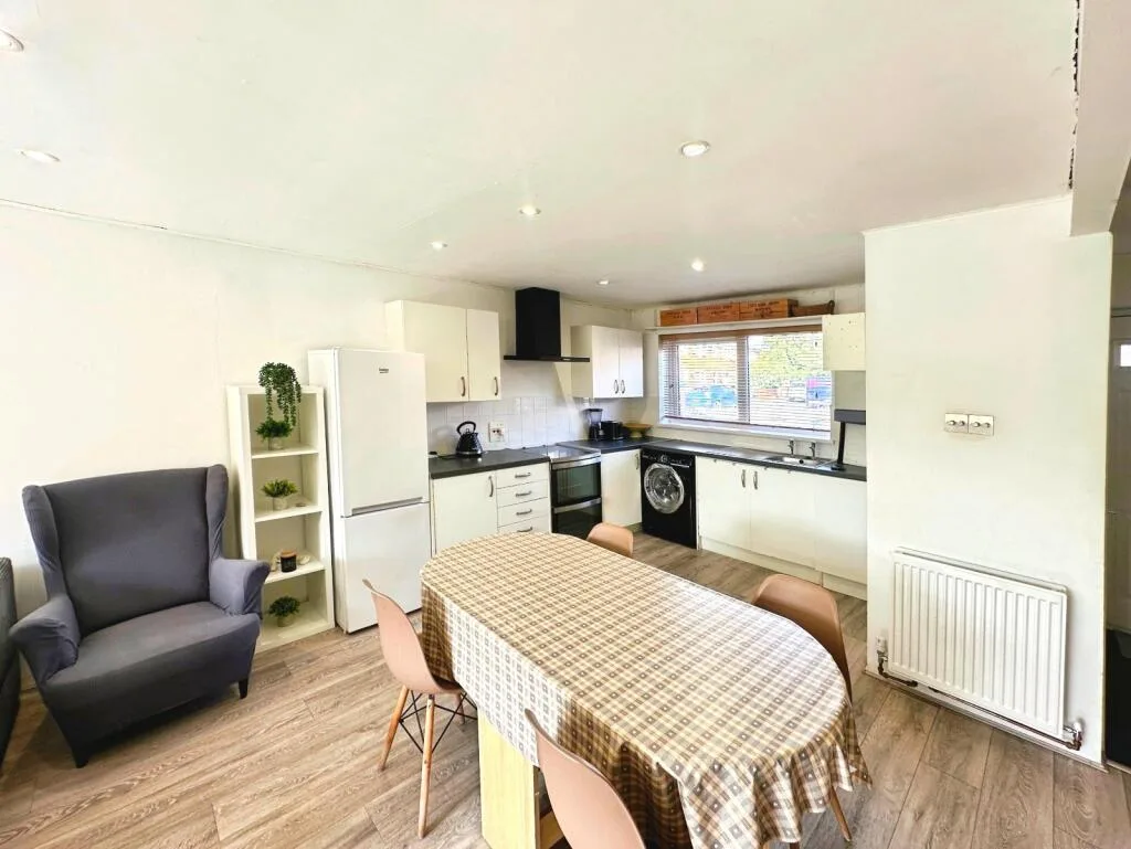 2 bedroom terraced house for rent