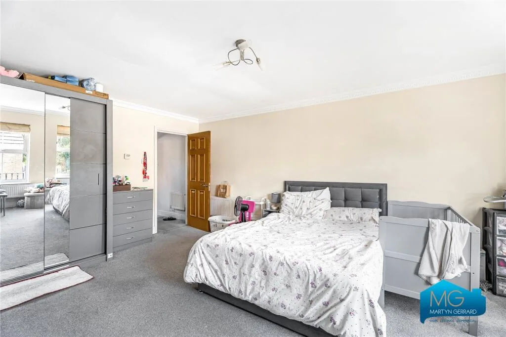 4 bedroom terraced house for rent