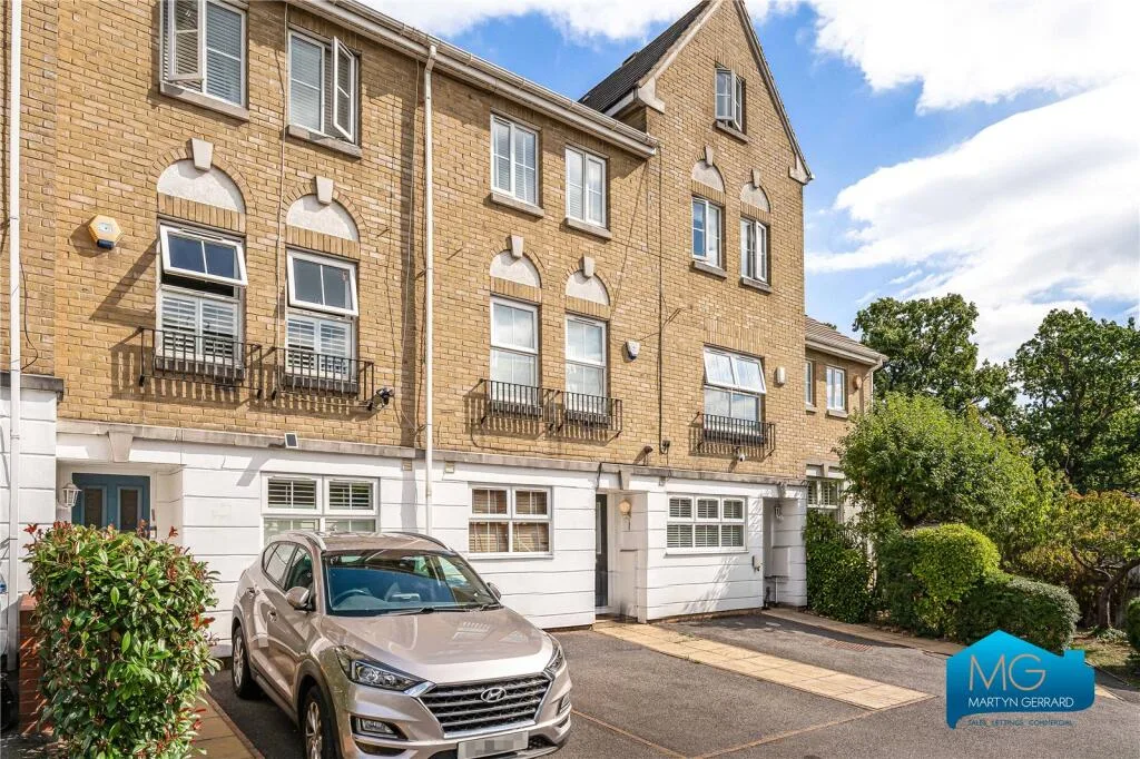 4 bedroom terraced house for rent