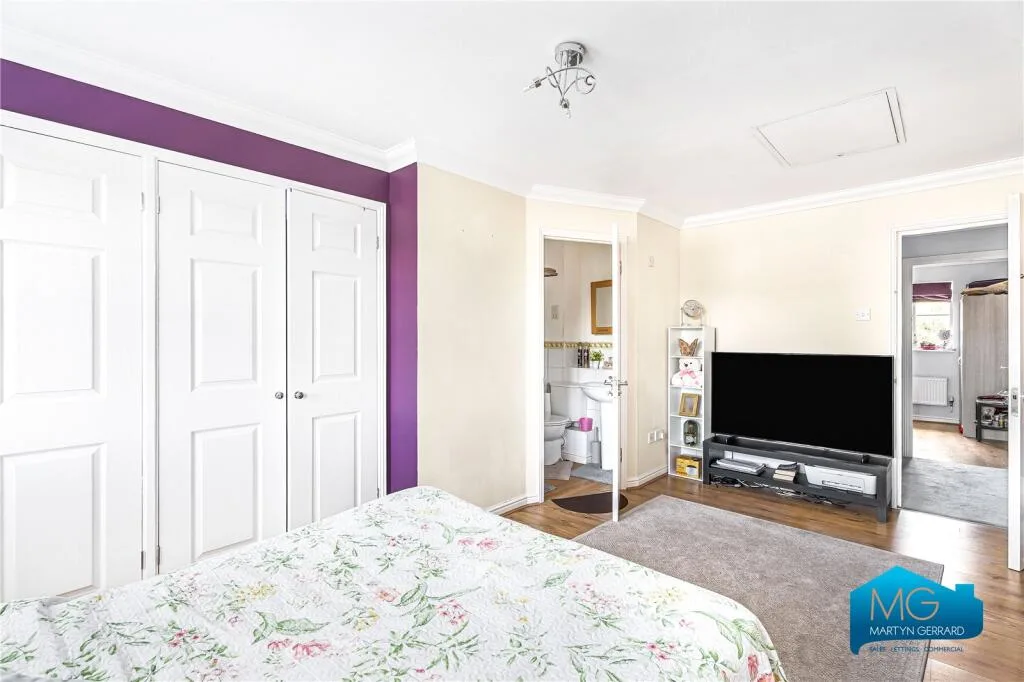 4 bedroom terraced house for rent