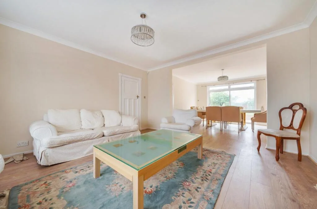 4 bedroom detached house for rent