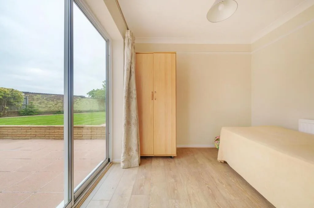 4 bedroom detached house for rent