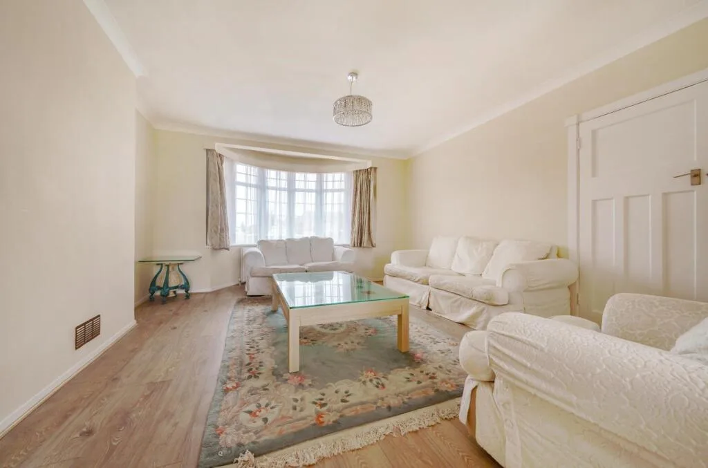4 bedroom detached house for rent
