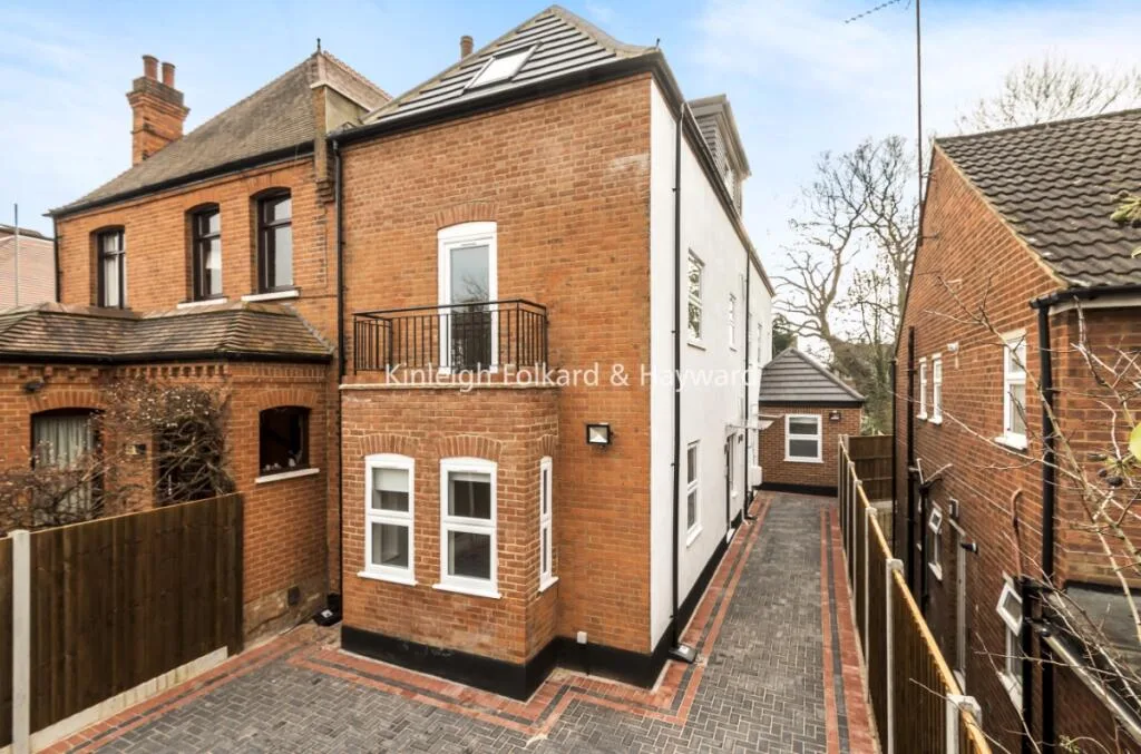 2 bedroom flat for rent