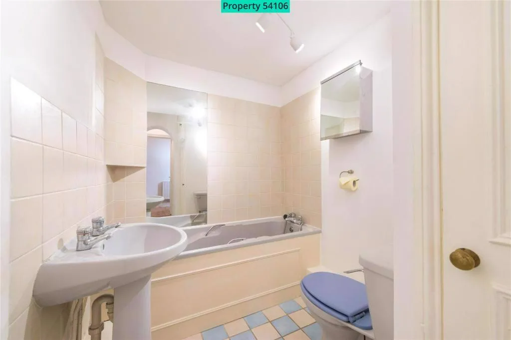 2 bedroom ground floor flat for rent