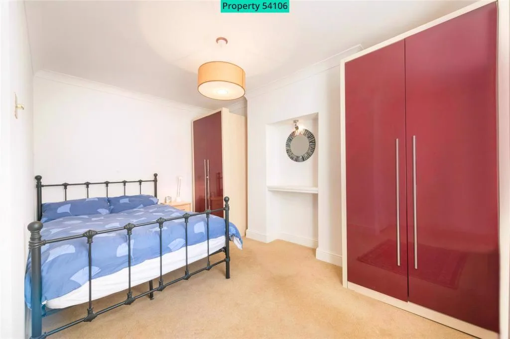 2 bedroom ground floor flat for rent