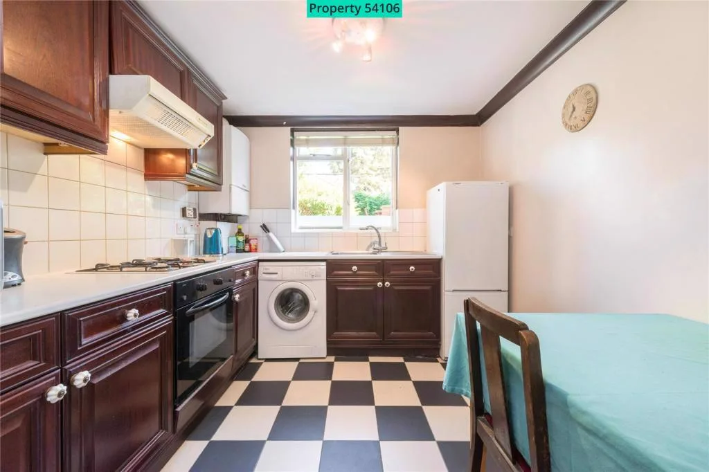 2 bedroom ground floor flat for rent