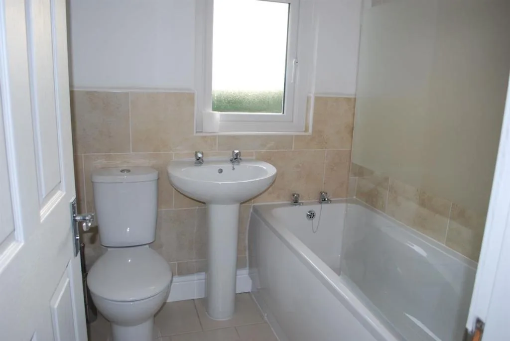 4 bedroom terraced house for rent