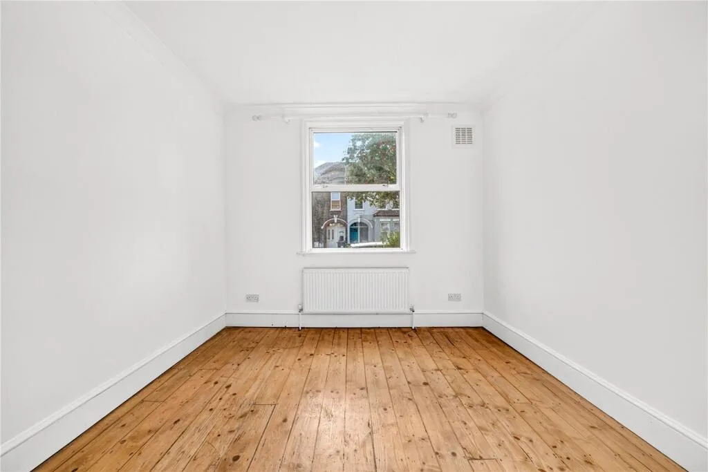 4 bedroom flat for rent