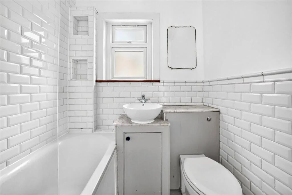 4 bedroom flat for rent