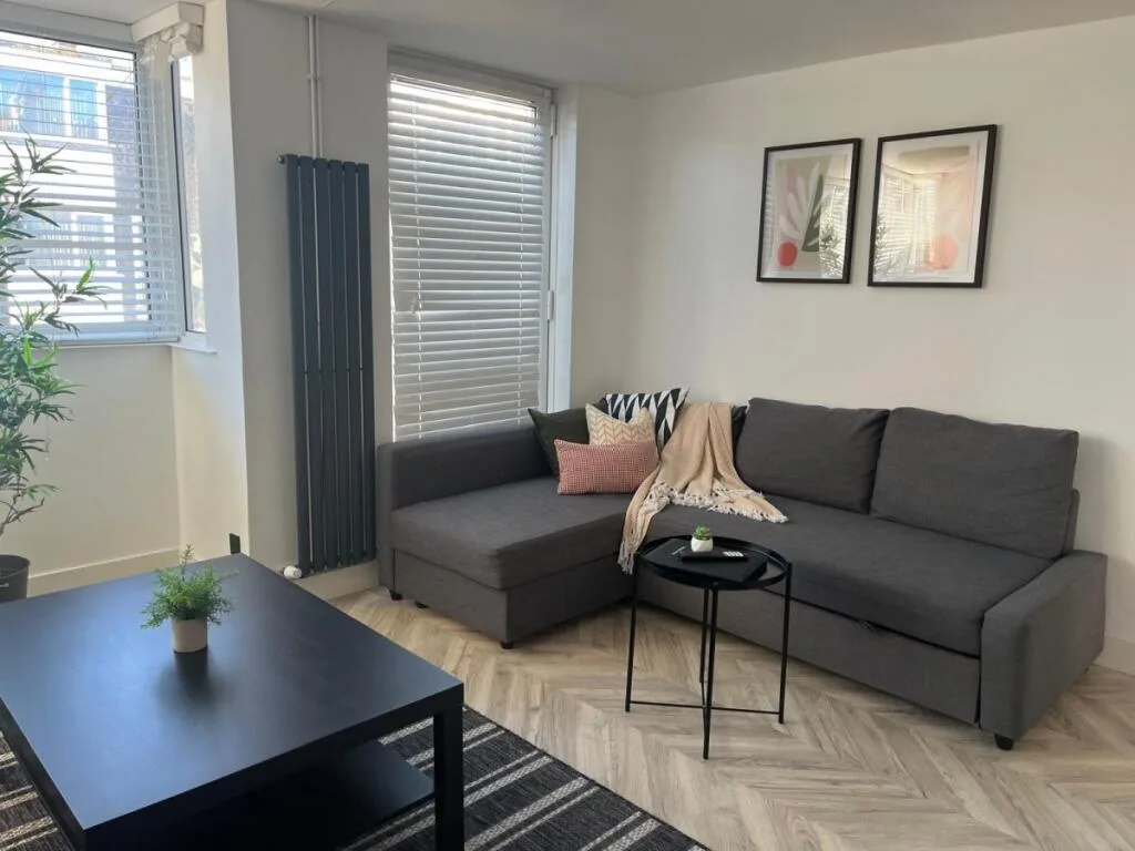 2 bedroom flat for rent