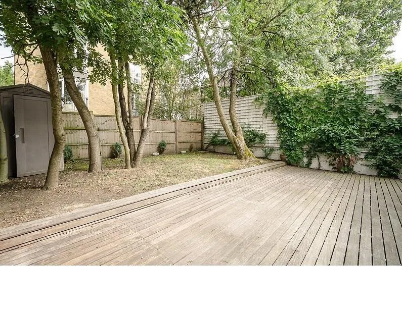 4 bedroom terraced house for rent