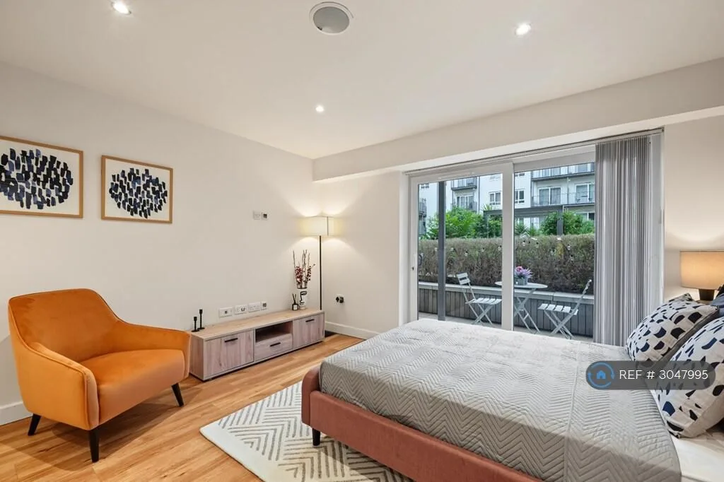 Studio flat for rent