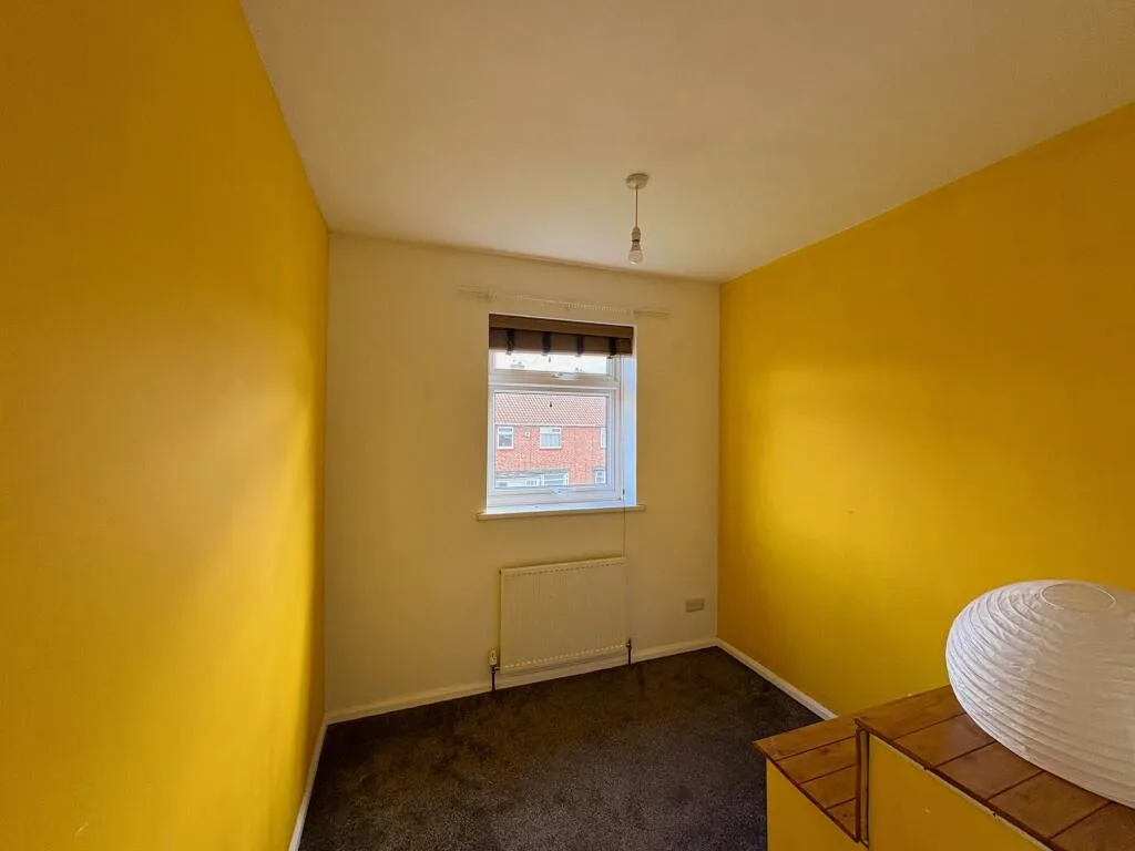 3 bedroom semi-detached house for rent