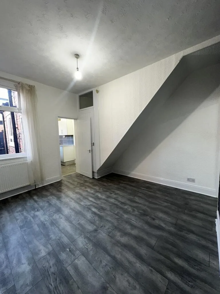 2 bedroom terraced house for rent