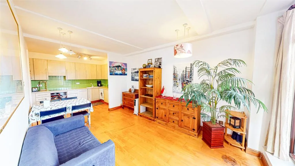 Studio apartment for rent