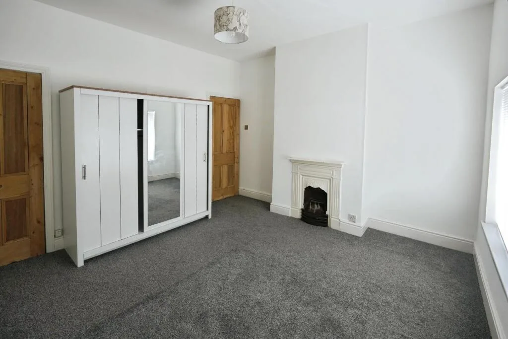 2 bedroom terraced house for rent