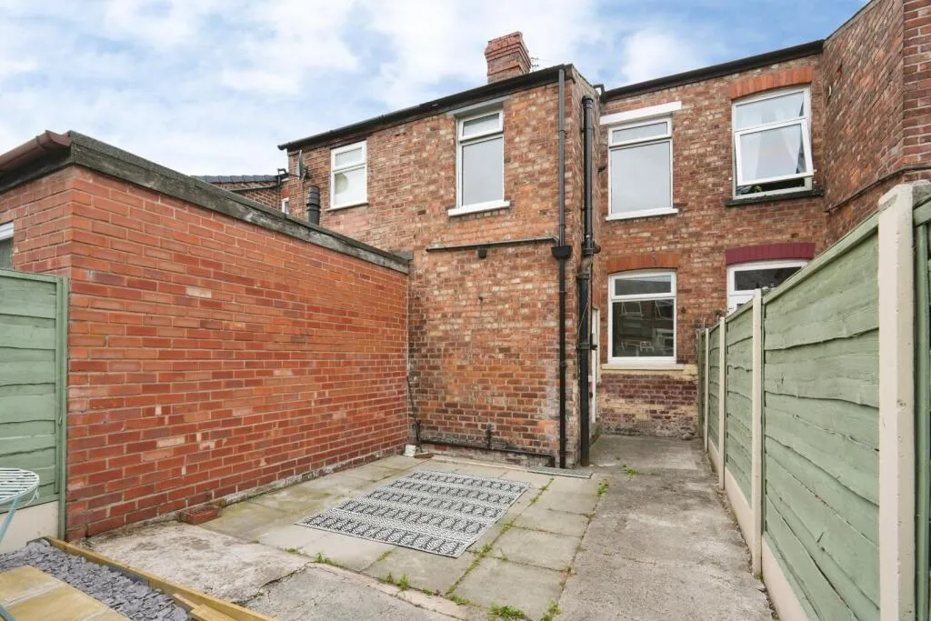 2 bedroom terraced house for rent