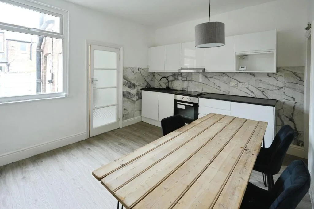 2 bedroom terraced house for rent