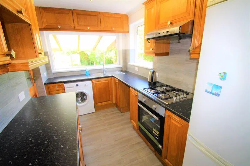 3 bedroom semi-detached house for rent